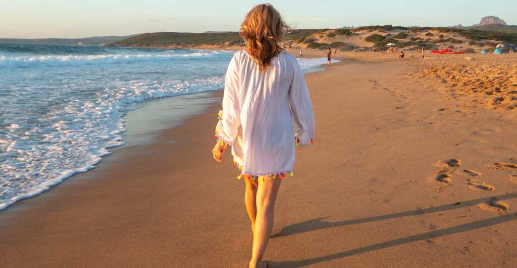 capa-47 caminhada-na-praia-beneficios-e-dicas