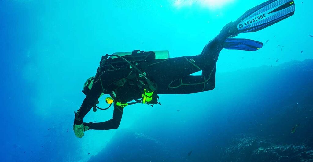 capa-81 aventuras-subaquaticas-em-noronha